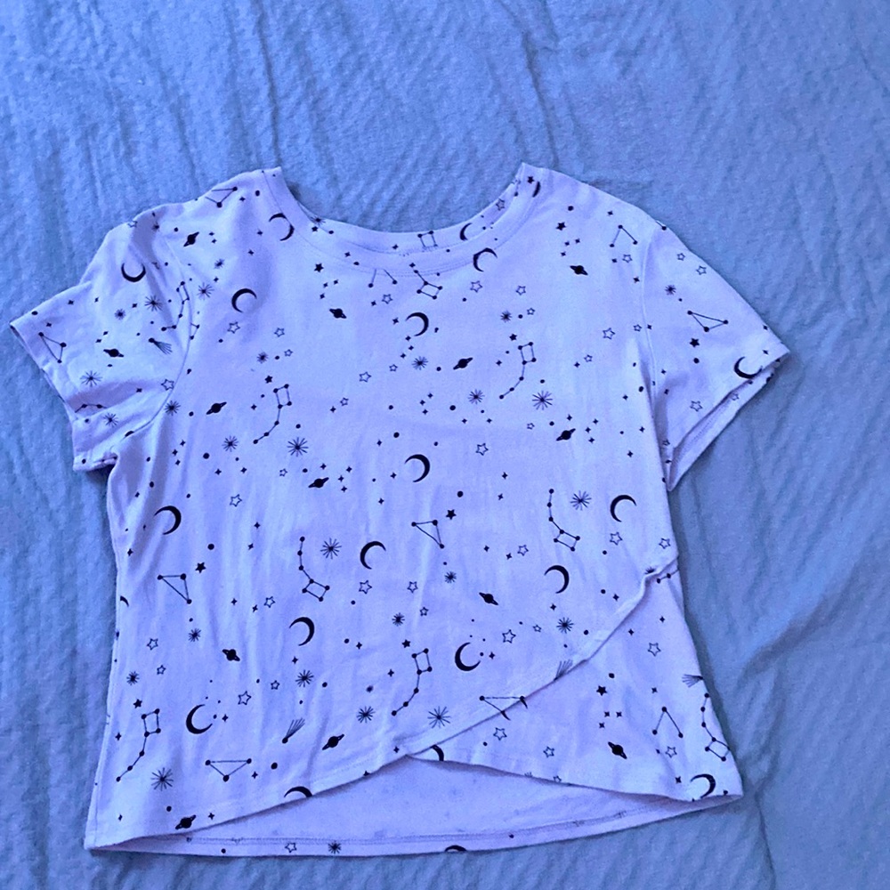 It an astronomical T-shirt it’s a XXL